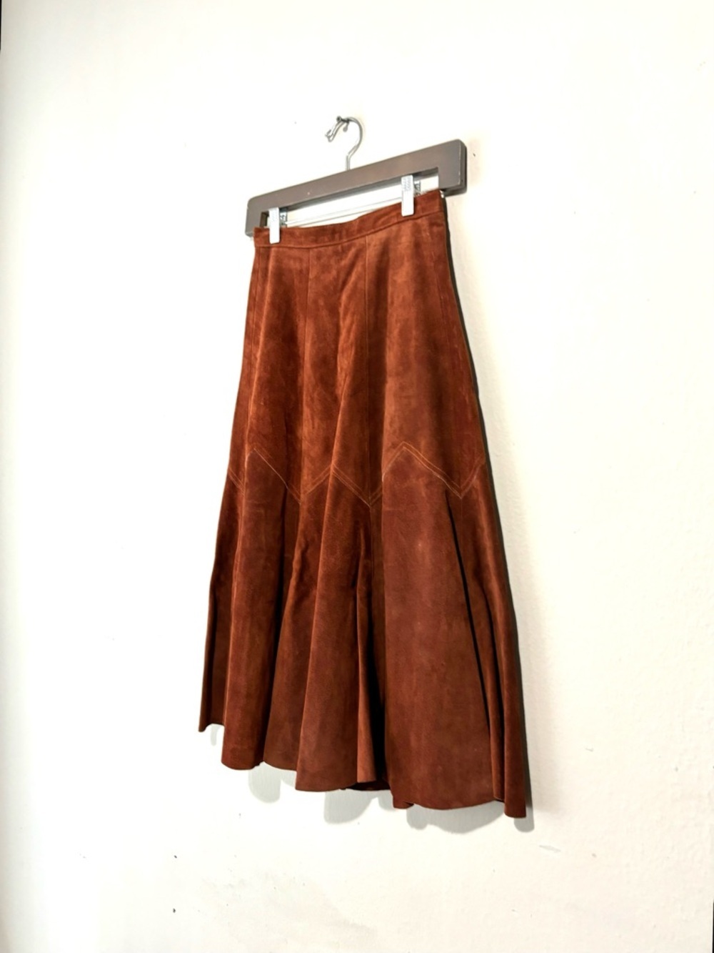 Vintage 70/80s Burnt Orange Suede Long A-Skirt Size 5/6 Western Cowgirl - Picture 2 of 9